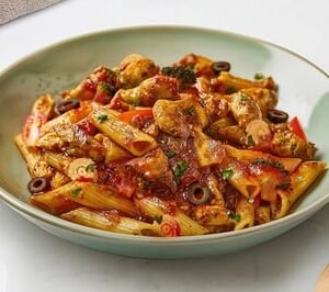 Chicken Arrabbiata Penne Pasta (300g Pack, Ready to Heat & Eat, Microwave ready)