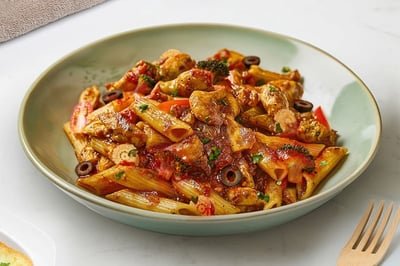 Chicken Arrabbiata Penne Pasta (300g Pack, Ready to Heat & Eat, Microwave ready)